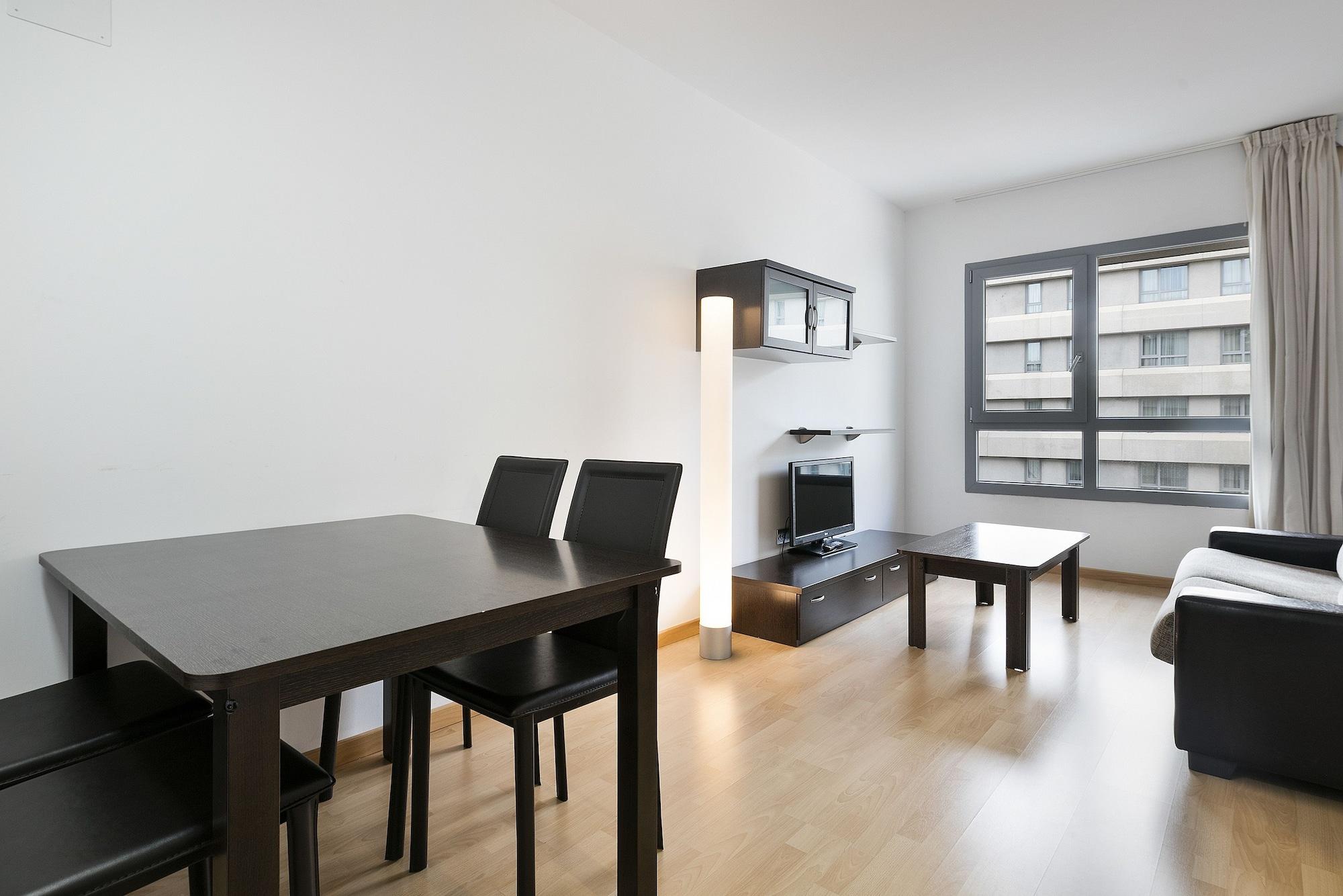 Madrid Airport Suites, Affiliated By Melia Exteriör bild