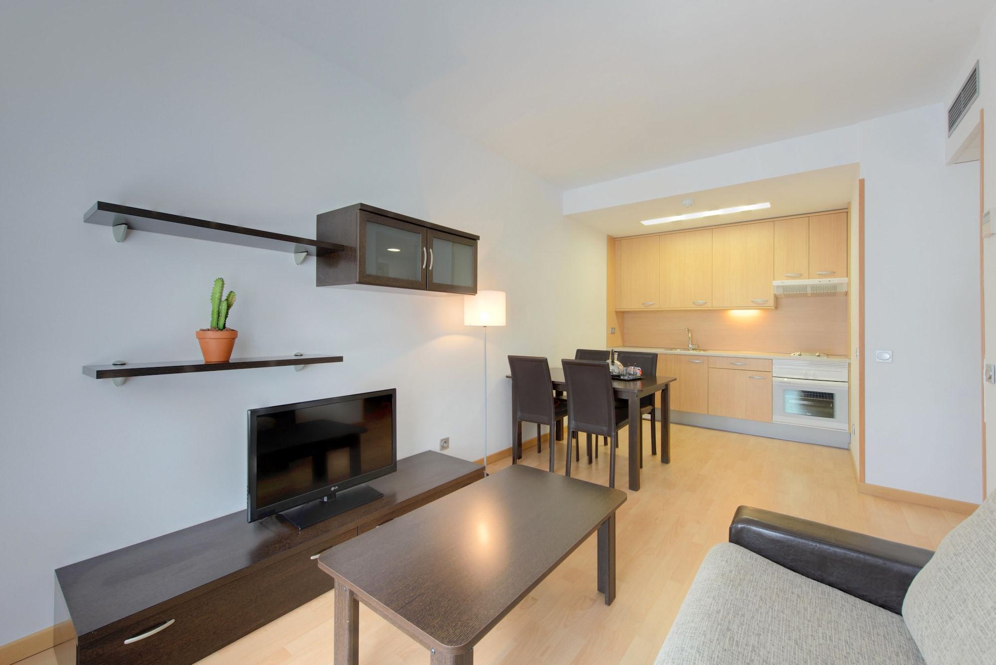 Madrid Airport Suites, Affiliated By Melia Exteriör bild