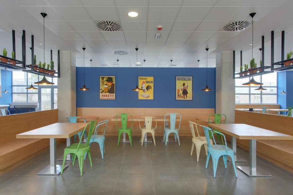Madrid Airport Suites, Affiliated By Melia Exteriör bild