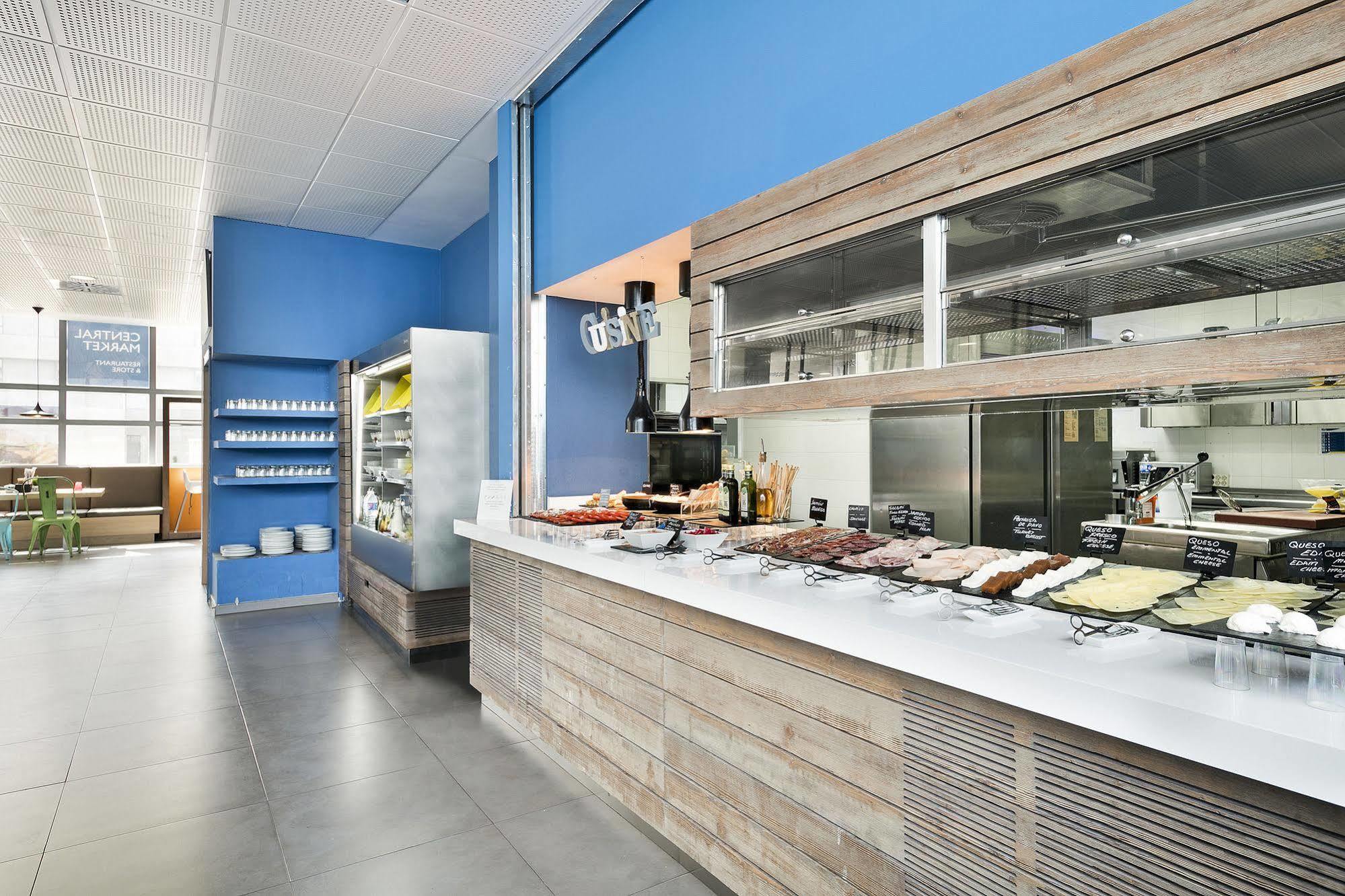 Madrid Airport Suites, Affiliated By Melia Exteriör bild